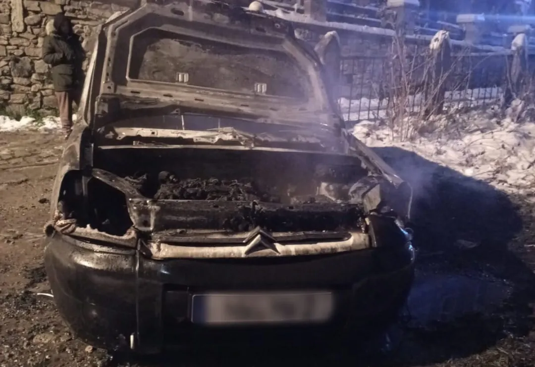 W nocy w Gryfowie Śląskim spłonął samochód