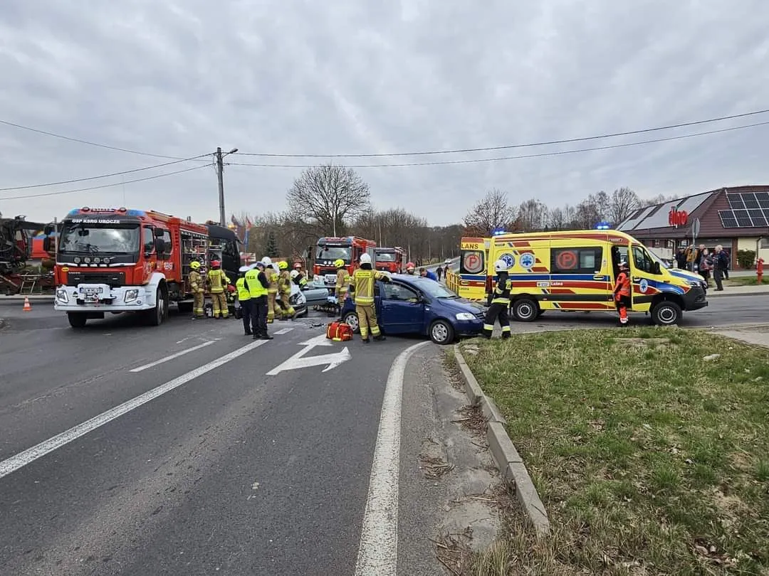 Poważny wypadek w Gryfowie - wielokilometrowe utrudnienia