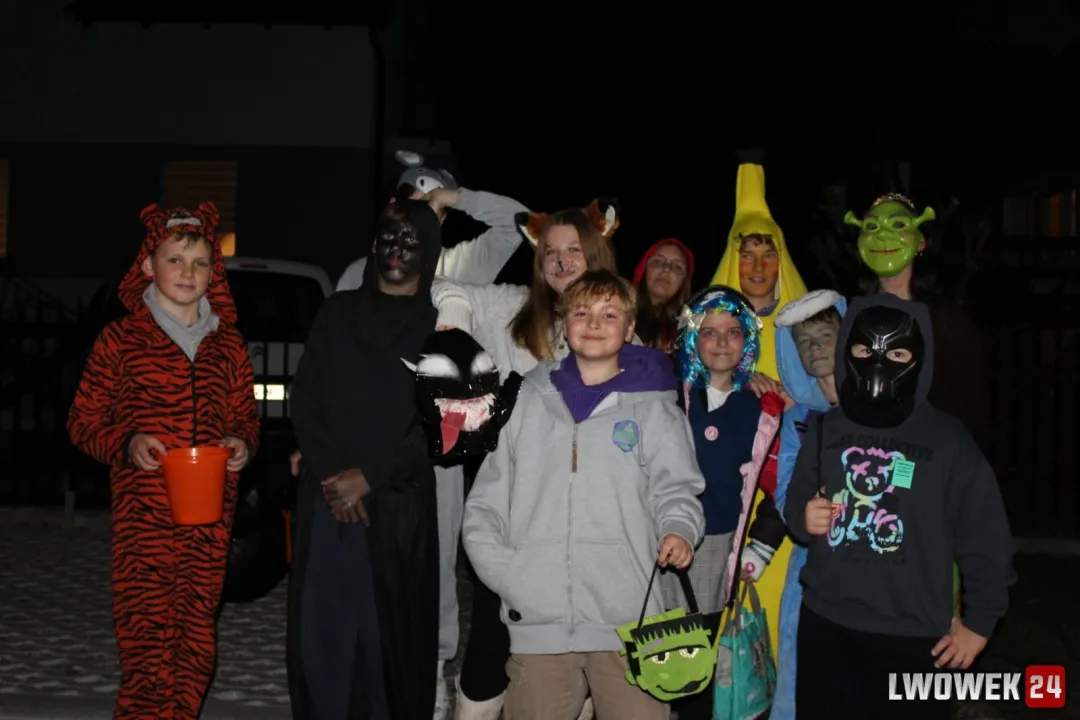 Lwówek Śląski Świętuje Halloween – Zobacz przebrania mieszkańców na zdjęciach!