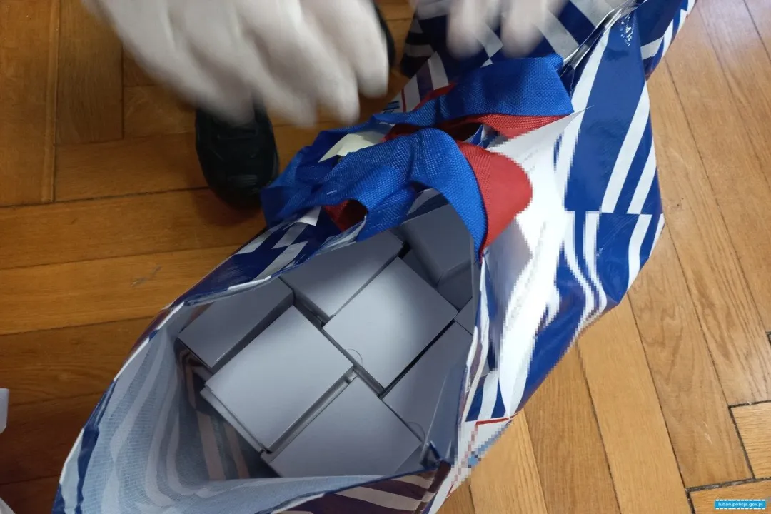 Doskonała współpraca zakończyła się zatrzymaniem oszustki [VIDEO]