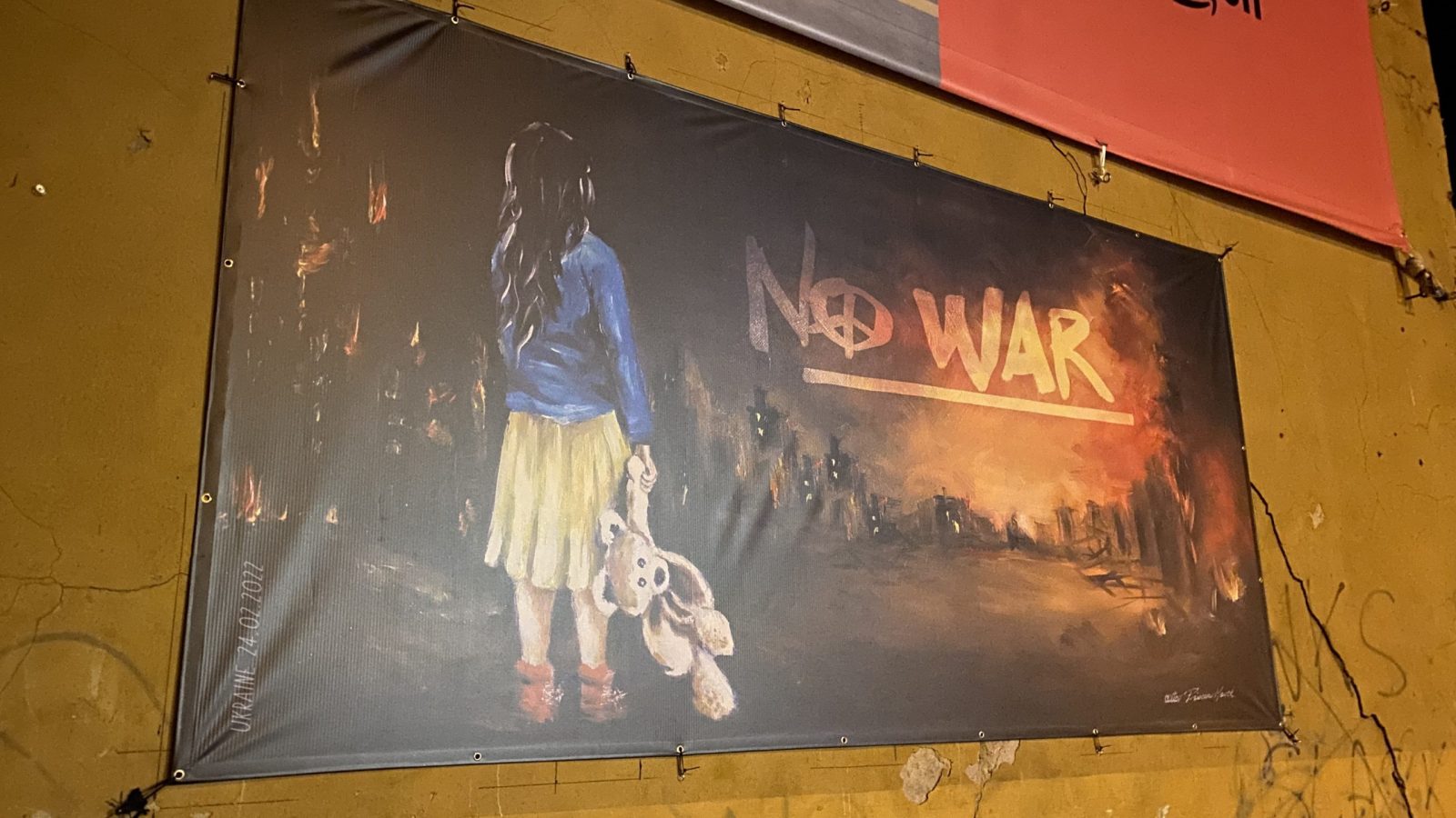 Nietypowy banner w okolicy jednego z lwóweckich skrzyżowań.