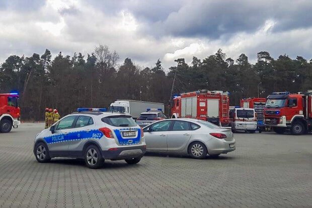 Ciężarówka przewoziła materiały promieniotwórcze? W Łące trwa akcja służb