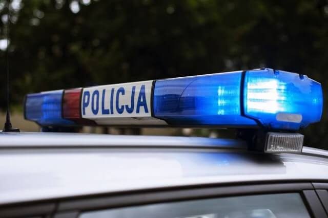 Wyciągnął genitalia i pobiegł za nastolatką. Na szczęście uciekła.