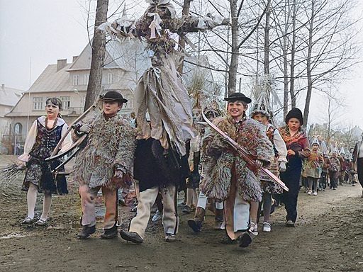 Palenie marzanny - wiosenna słowiańskia tradycja