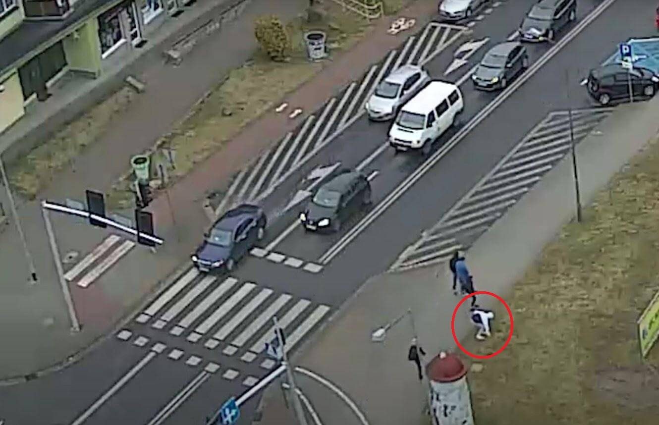 Zgubiła portfel, złodzieje płacili jej kartą.