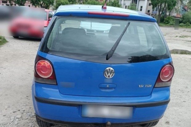 Pościg za polówka. 40-letni kierowca był pijany, miał trzy zakazy, a przy sobie metę