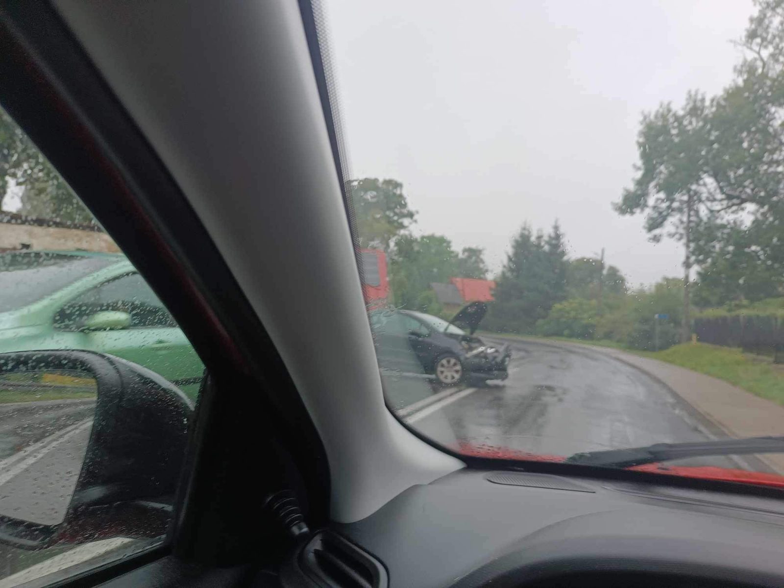 Kolizja na DK30 w Chmieleniu