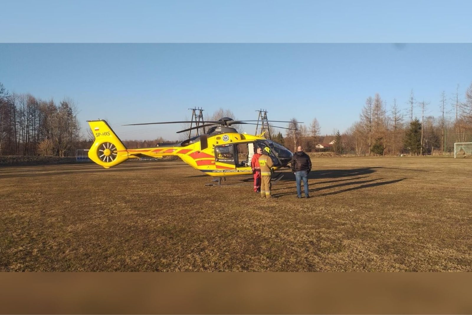 Poparzony mężczyzna przetransportowany śmigłowcem