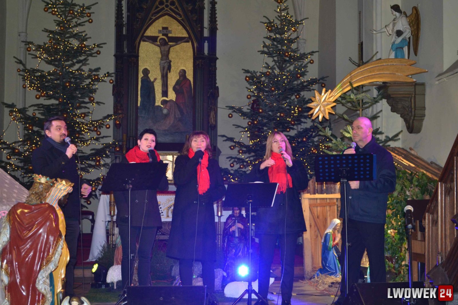 Koncert Świąteczny Spirituals Singers Band we wleńskim kościele