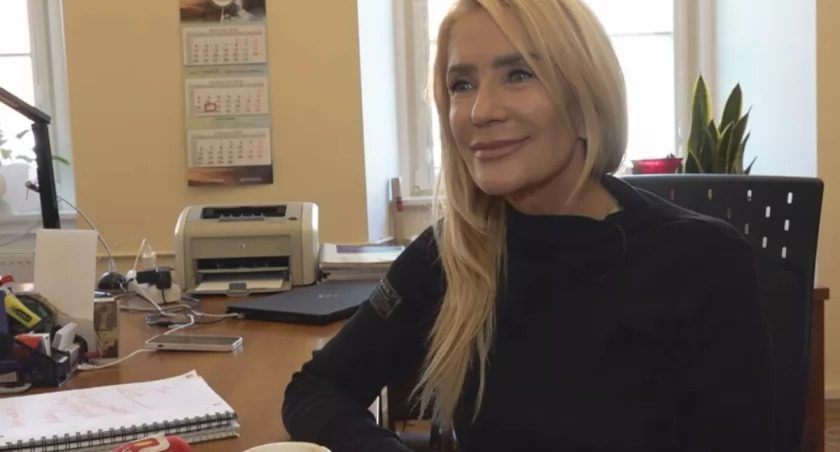 Posłanka Iwona Krawczyk zastanawia się nad fotelem burmistrza. Kto ją zastąpi jak wygra wybory?