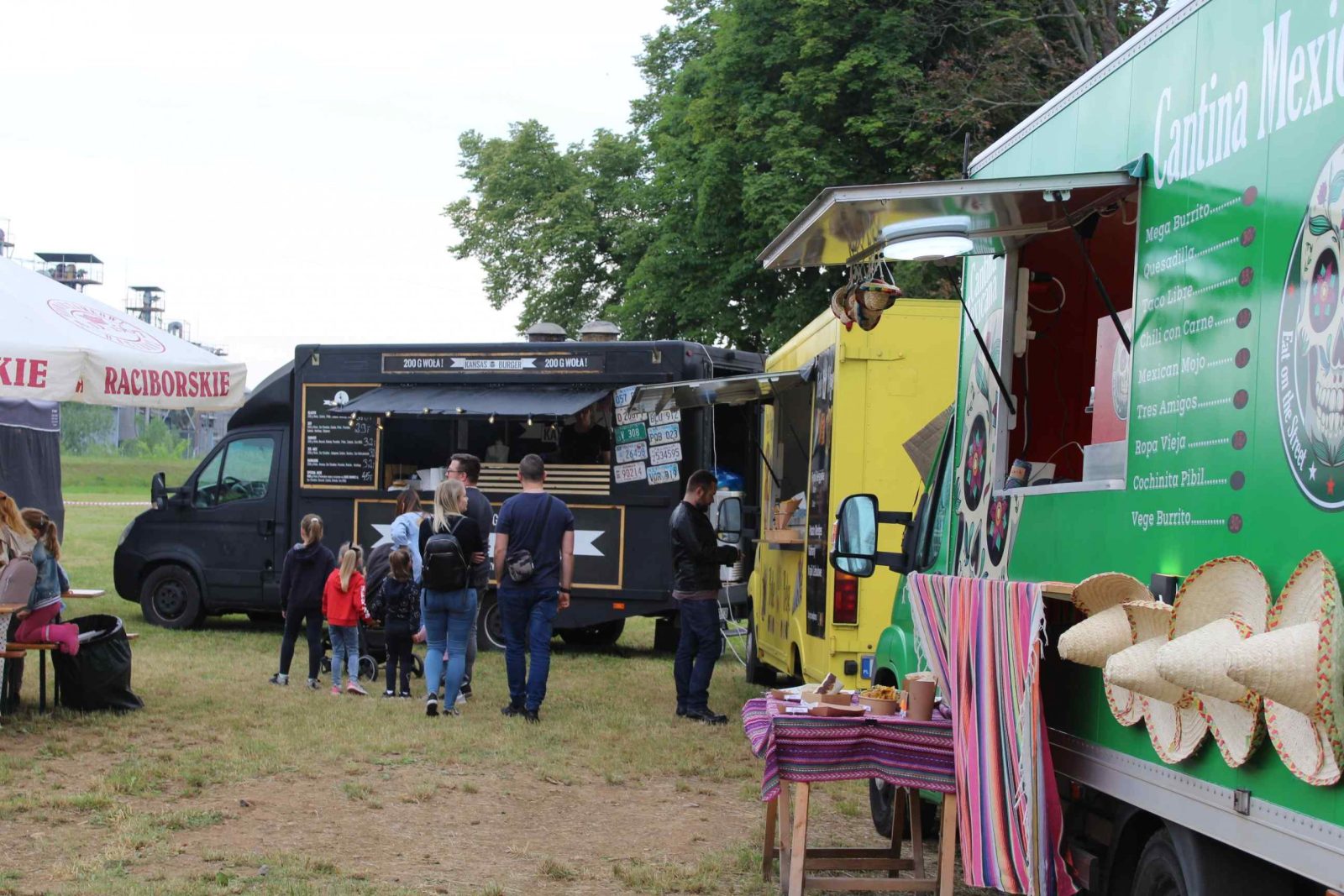 Zlot foodtrucków w Lwówku Śląskim! - Mieszkańcy będą mogli zjeść ZA DARMO