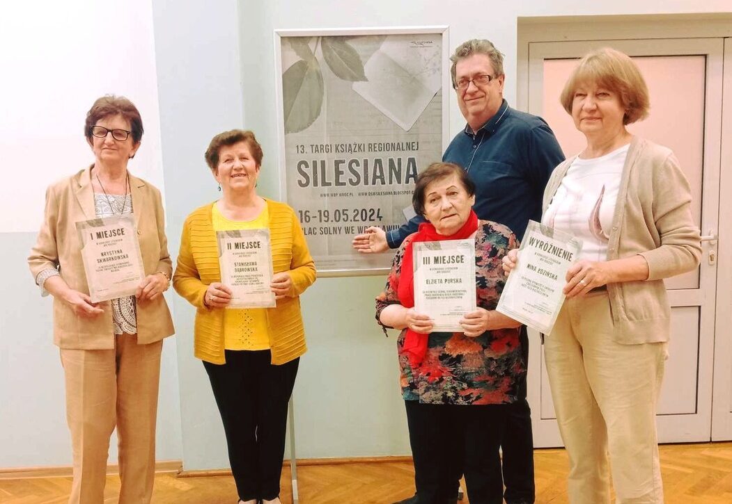Wzruszające wspomnienia Pani Krystyna Nagrodzona przez Dolnośląską Bibliotekę Publiczną