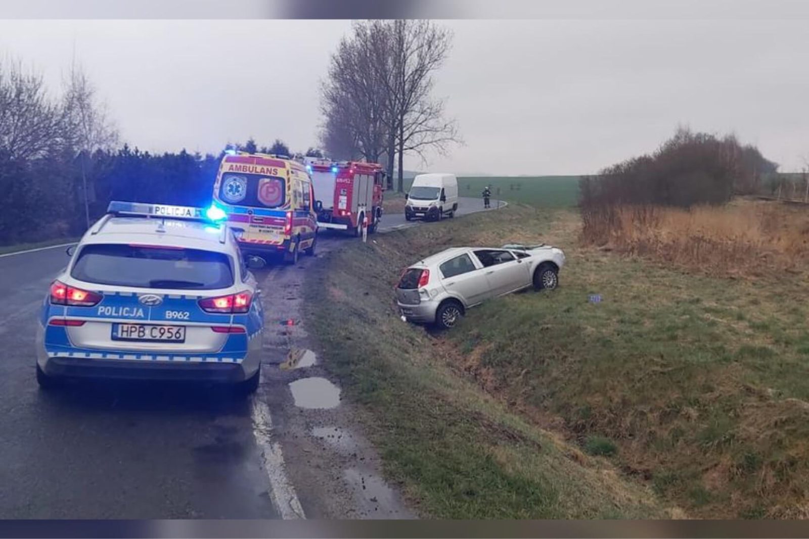 Utrudnienia w ruchu na wyjeździe z Pielgrzymki w kierunku Lwówka