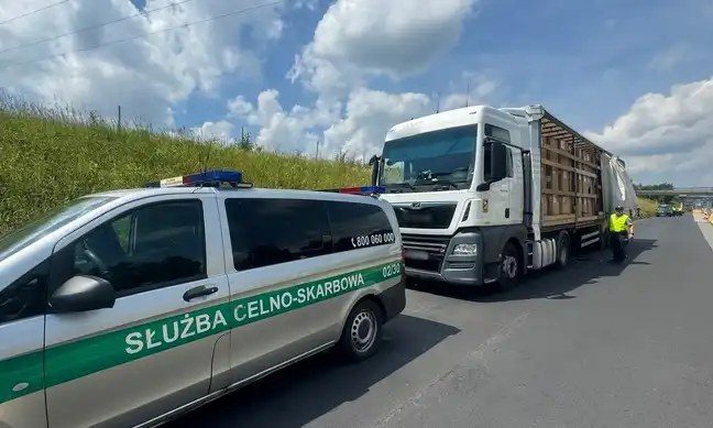 KAS udaremniła przemyt suszu tytoniowego wartego ponad 9 mln zł