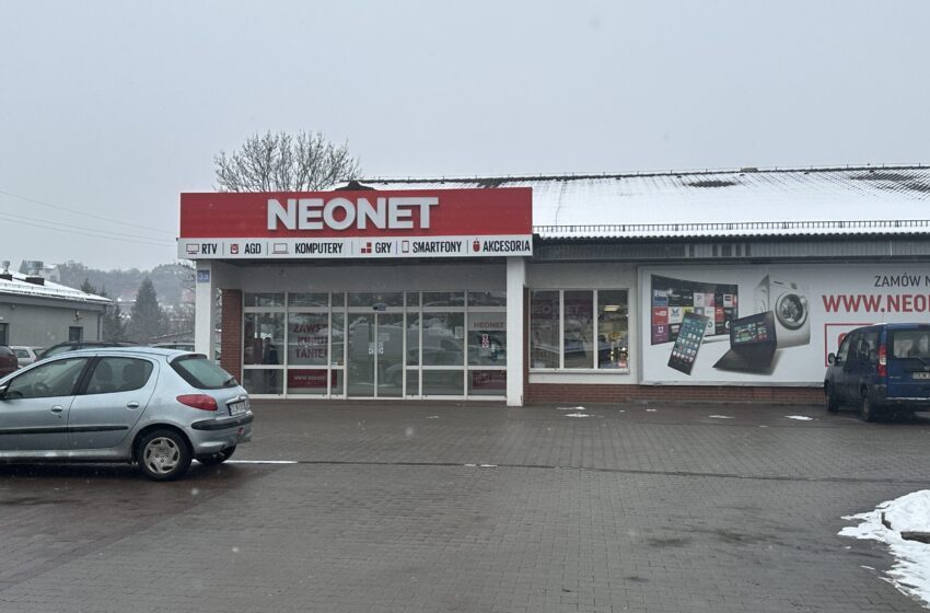 Neonet przejęty przez X-kom! Co ze sklepem w Lwówku?