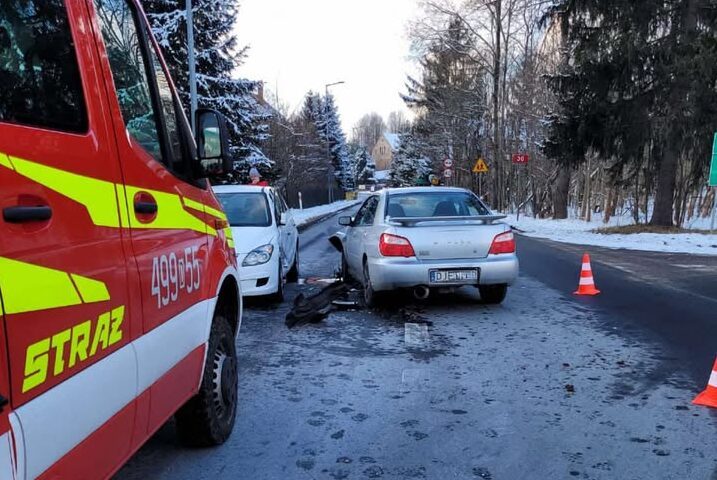 Pasiecznik. Wypadek na DK30