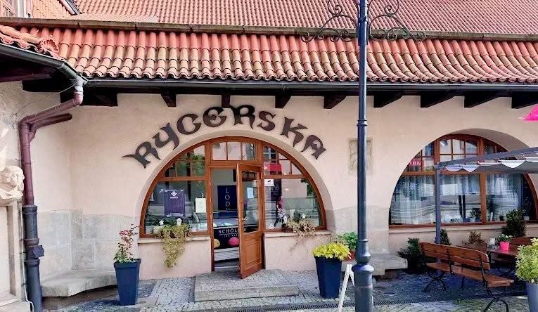Burmistrz Kobiałka przeciwny likwidacji&nbsp;Restauracji Rycerska