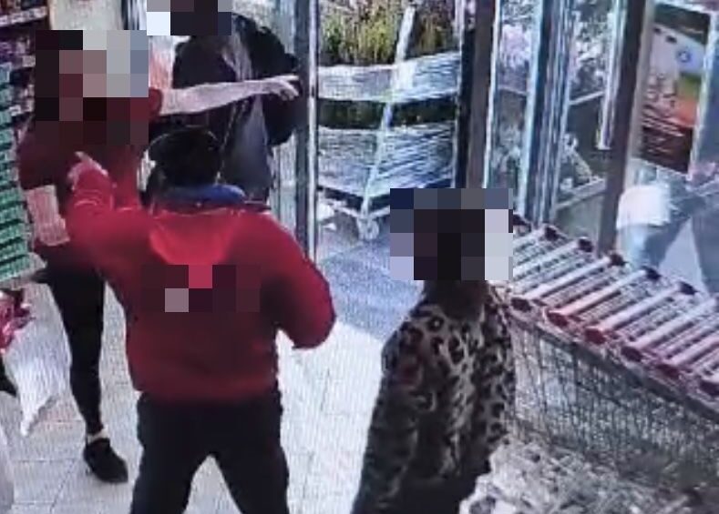 Kradzież rozbójnicza i groźby wobec ekspedientki. 41-latek objęty dozorem policyjnym