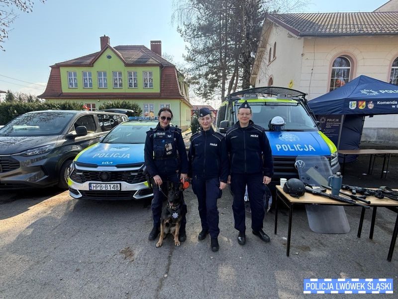 Zespół Szkół w Lubomierzu otwiera drzwi do kariery w Policji i Straży Granicznej