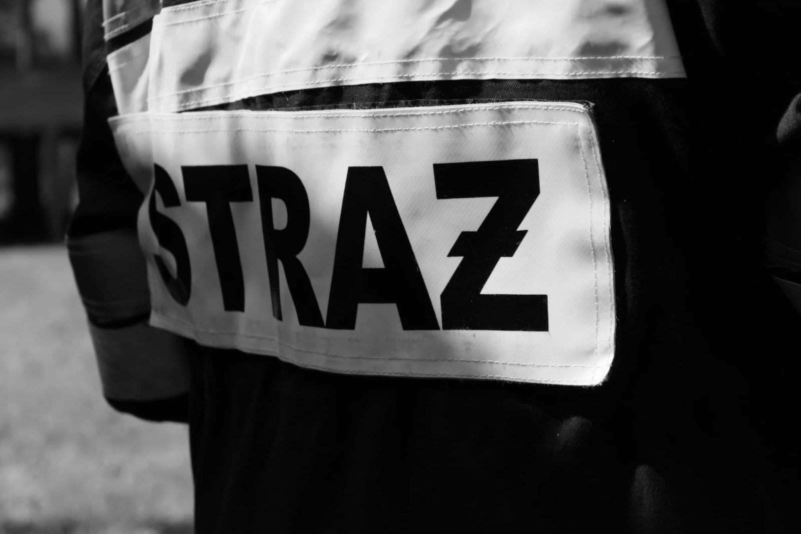 Wypadek strażaków podczas powrotu z pożaru w Osłej. Jeden nie żyje, dwóch jest rannych.
