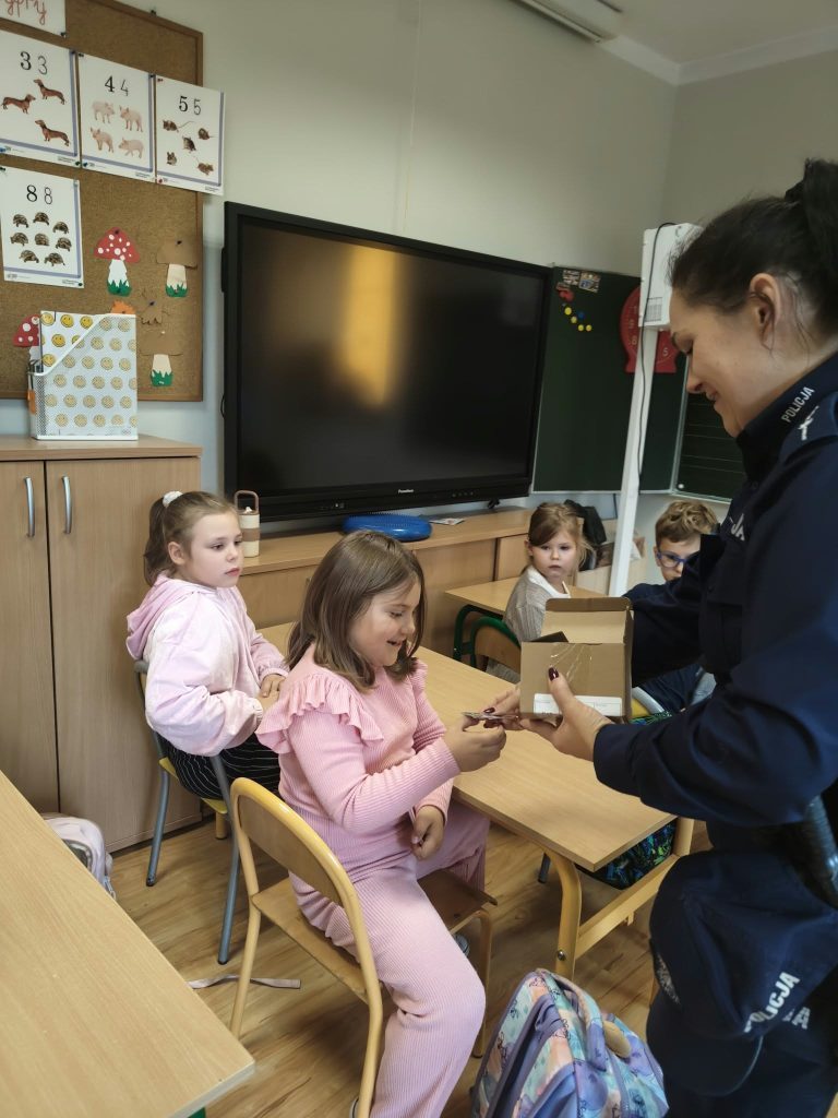 O bezpieczeństwie z najmłodszymi we Włodzicach Wielkich — zdjęcie 2