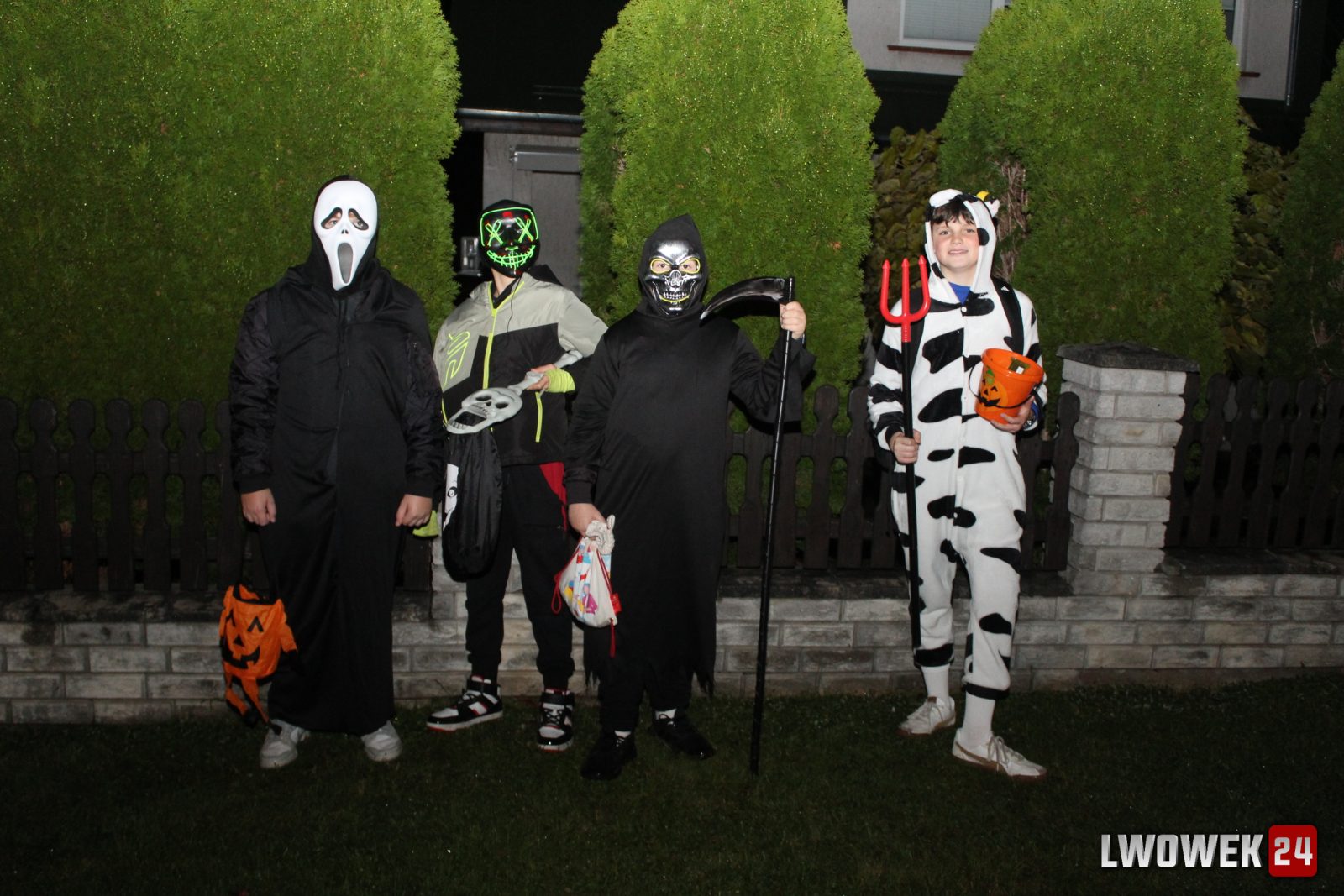 Lwówek Śląski w halloweenowym klimacie. Tak mieszkańcy spędzili 31 października — zdjęcie 6