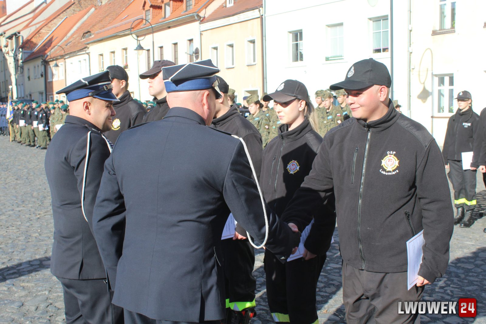 Uroczyste ślubowanie klas pierwszych w Lubomierzu — zdjęcie 196
