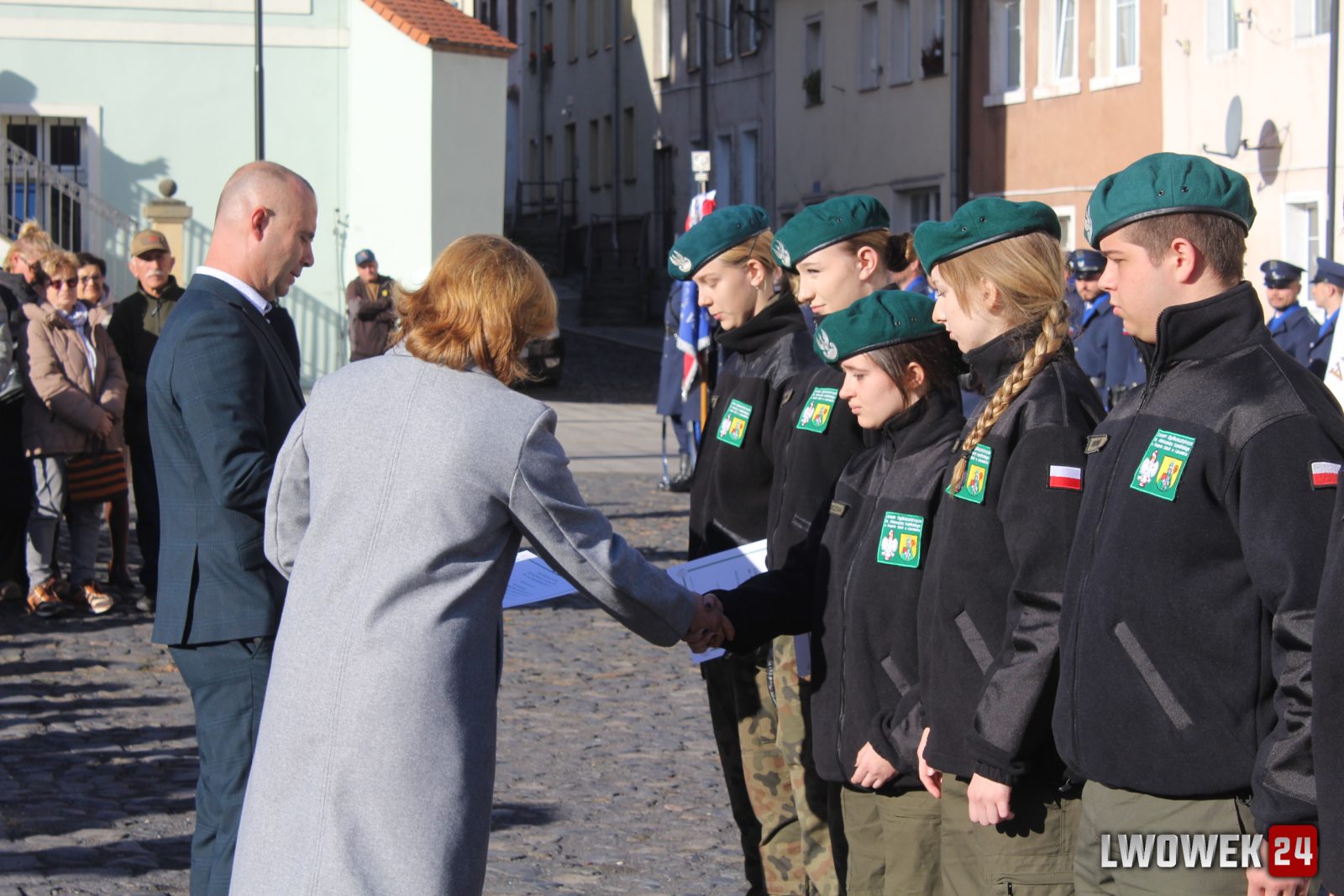 Uroczyste ślubowanie klas pierwszych w Lubomierzu — zdjęcie 127