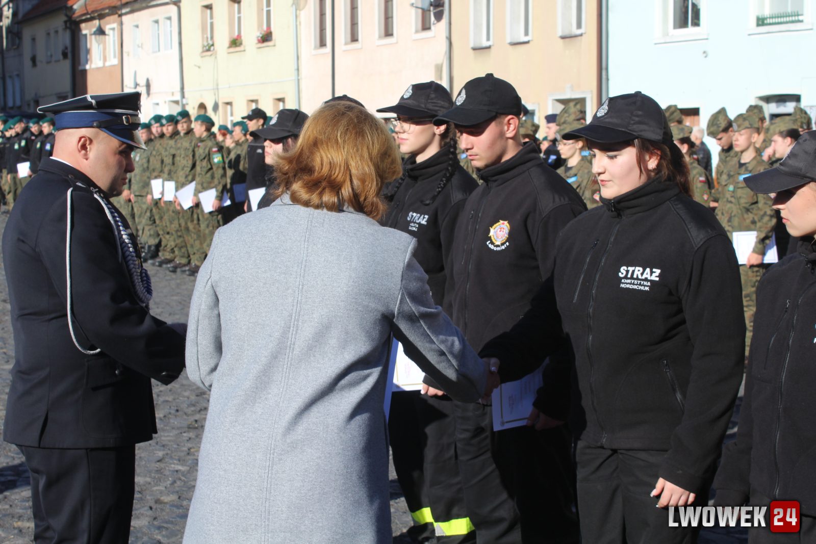 Uroczyste ślubowanie klas pierwszych w Lubomierzu — zdjęcie 152