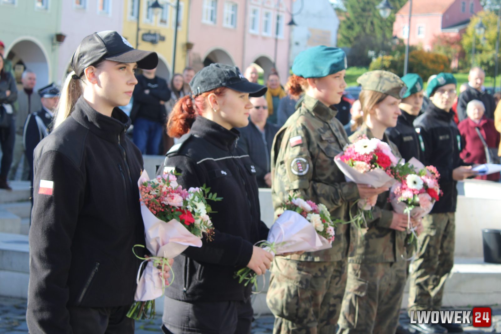 Uroczyste ślubowanie klas pierwszych w Lubomierzu — zdjęcie 203