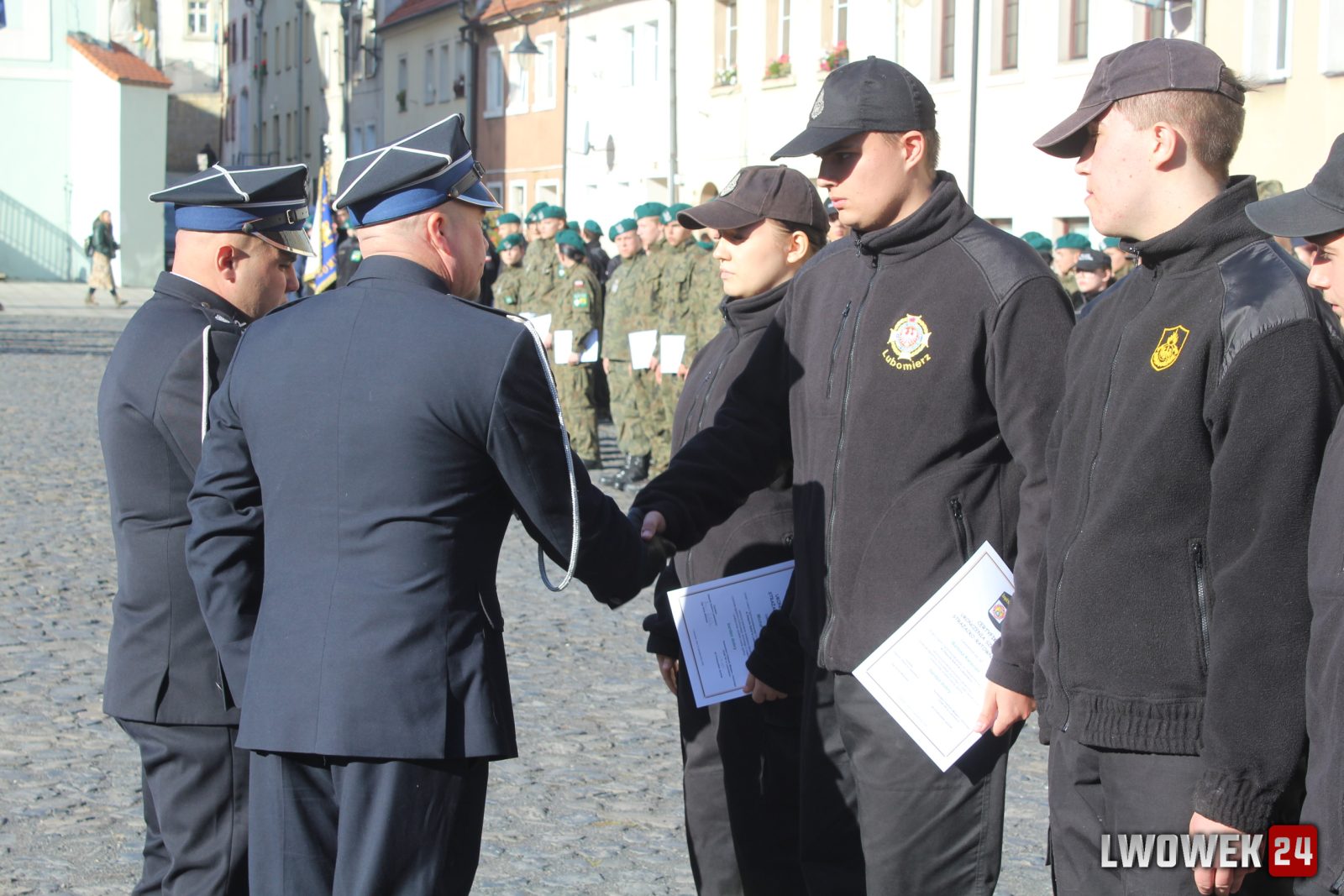 Uroczyste ślubowanie klas pierwszych w Lubomierzu — zdjęcie 192