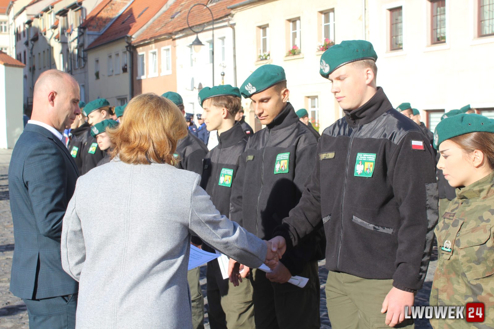 Uroczyste ślubowanie klas pierwszych w Lubomierzu — zdjęcie 132