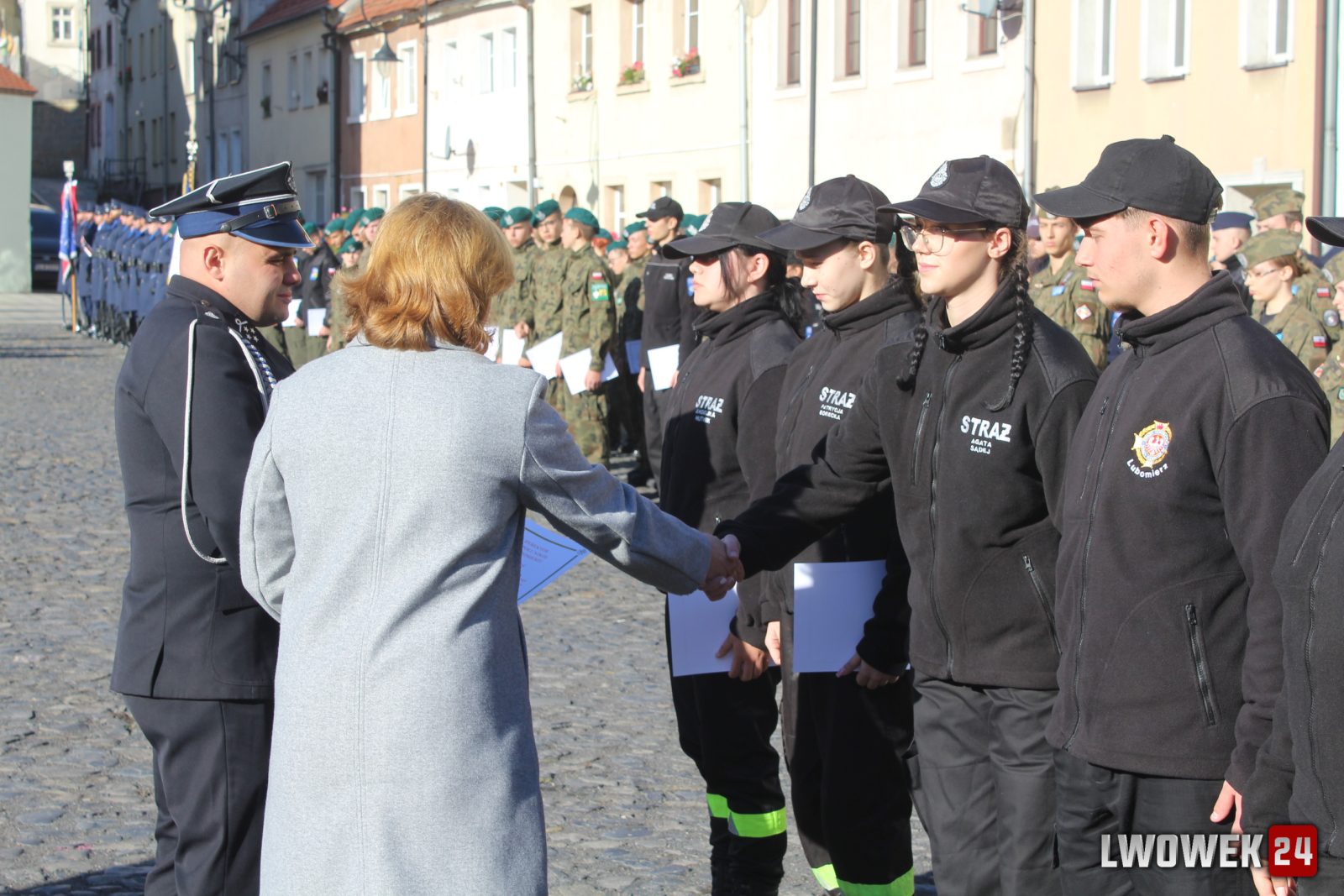 Uroczyste ślubowanie klas pierwszych w Lubomierzu — zdjęcie 150