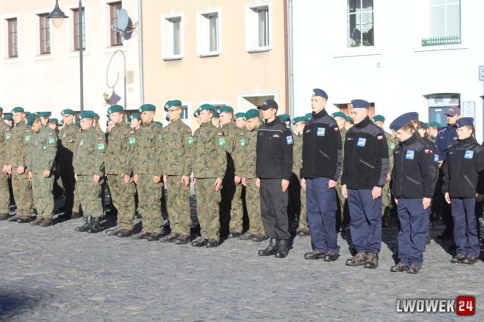 Uroczyste ślubowanie klas pierwszych w Lubomierzu — zdjęcie 23