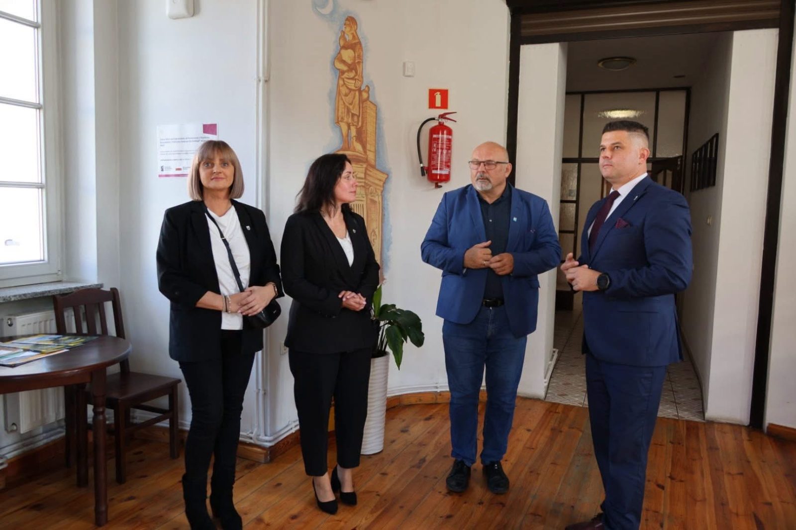 Przedstawiciele gminy Kamieńsk z wizytą we Wleniu. Pomogli oni gminie podczas powodzi — zdjęcie 3