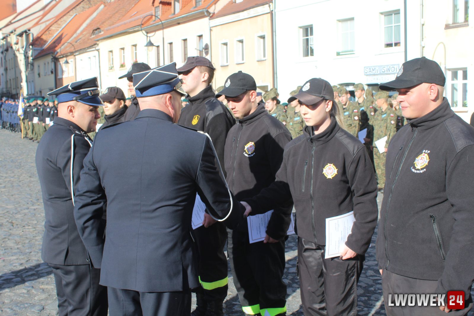 Uroczyste ślubowanie klas pierwszych w Lubomierzu — zdjęcie 195