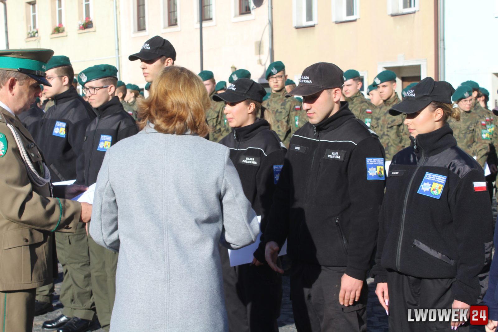 Uroczyste ślubowanie klas pierwszych w Lubomierzu — zdjęcie 141