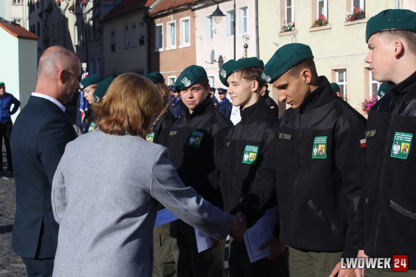 Uroczyste ślubowanie klas pierwszych w Lubomierzu — zdjęcie 131
