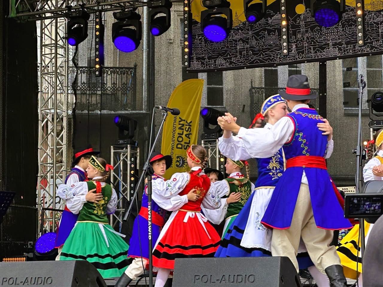 Promowali Lubomierz na Święcie Województwa Dolnośląskiego w Wałbrzychu — zdjęcie 12