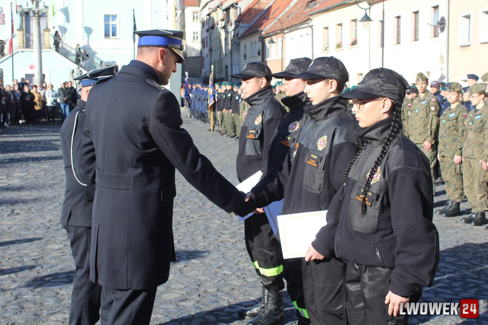 Uroczyste ślubowanie klas pierwszych w Lubomierzu — zdjęcie 101