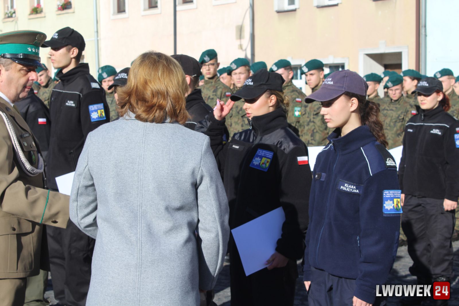 Uroczyste ślubowanie klas pierwszych w Lubomierzu — zdjęcie 142