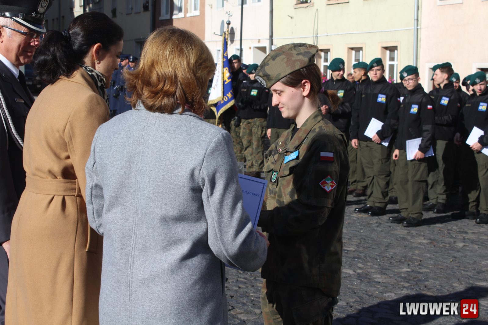 Uroczyste ślubowanie klas pierwszych w Lubomierzu — zdjęcie 200