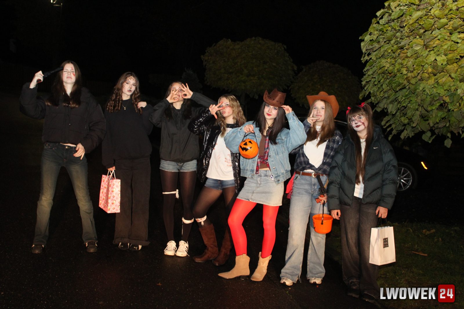 Lwówek Śląski w halloweenowym klimacie. Tak mieszkańcy spędzili 31 października — zdjęcie 2