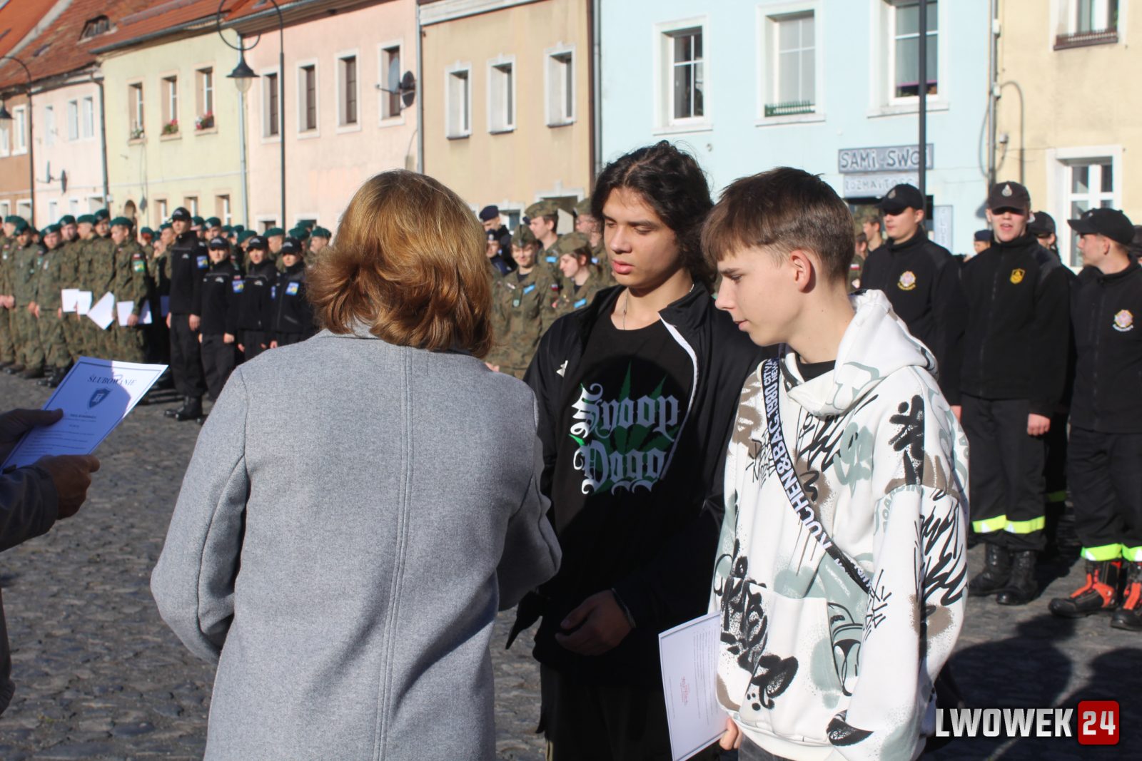 Uroczyste ślubowanie klas pierwszych w Lubomierzu — zdjęcie 117