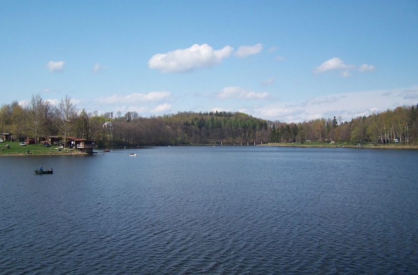  Złożyli petycję o przywrócenie ciszy na akwenie jeziora Złotnickiego