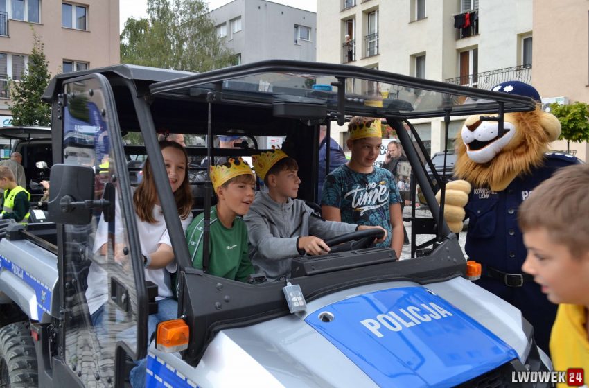  Policyjny festyn w Lwówku Śląskim – promowanie bezpieczeństwa na drodze do szkoły
