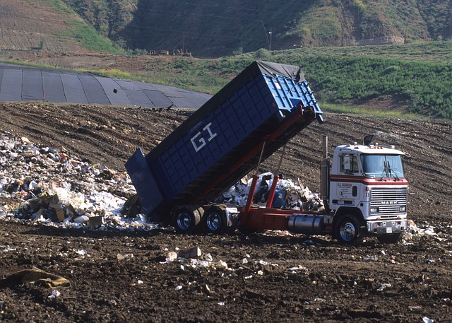  400 tys. ton odpadów ciężarówkami do Rakowic. ZDP: „opiniujemy zamiar negatywnie”