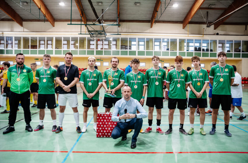  Mistrzostwa Powiatu Lwóweckiego w Halowej Piłce Nożnej