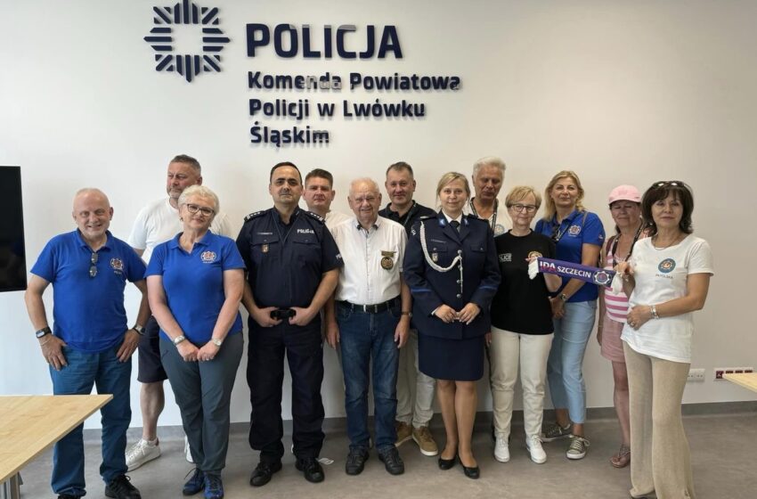 Członkowie IPA Stargard odwiedzili lwówecką komendę