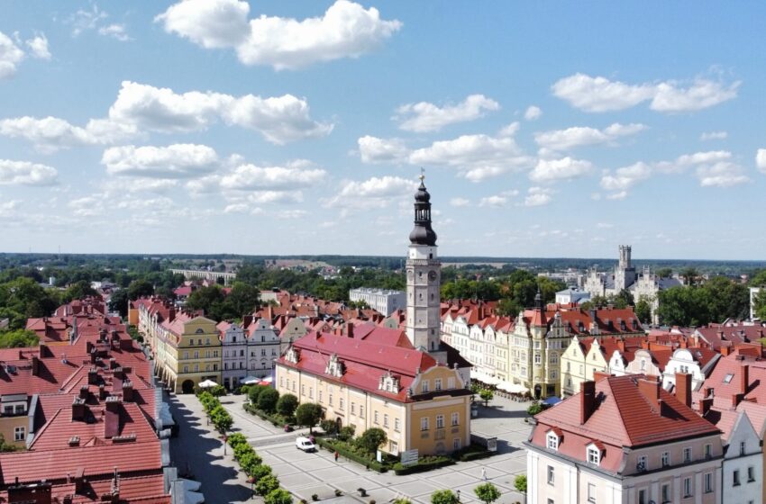 Zabójstwo w Bolesławcu: Policja zatrzymała osoby podejrzane o związek ze sprawą